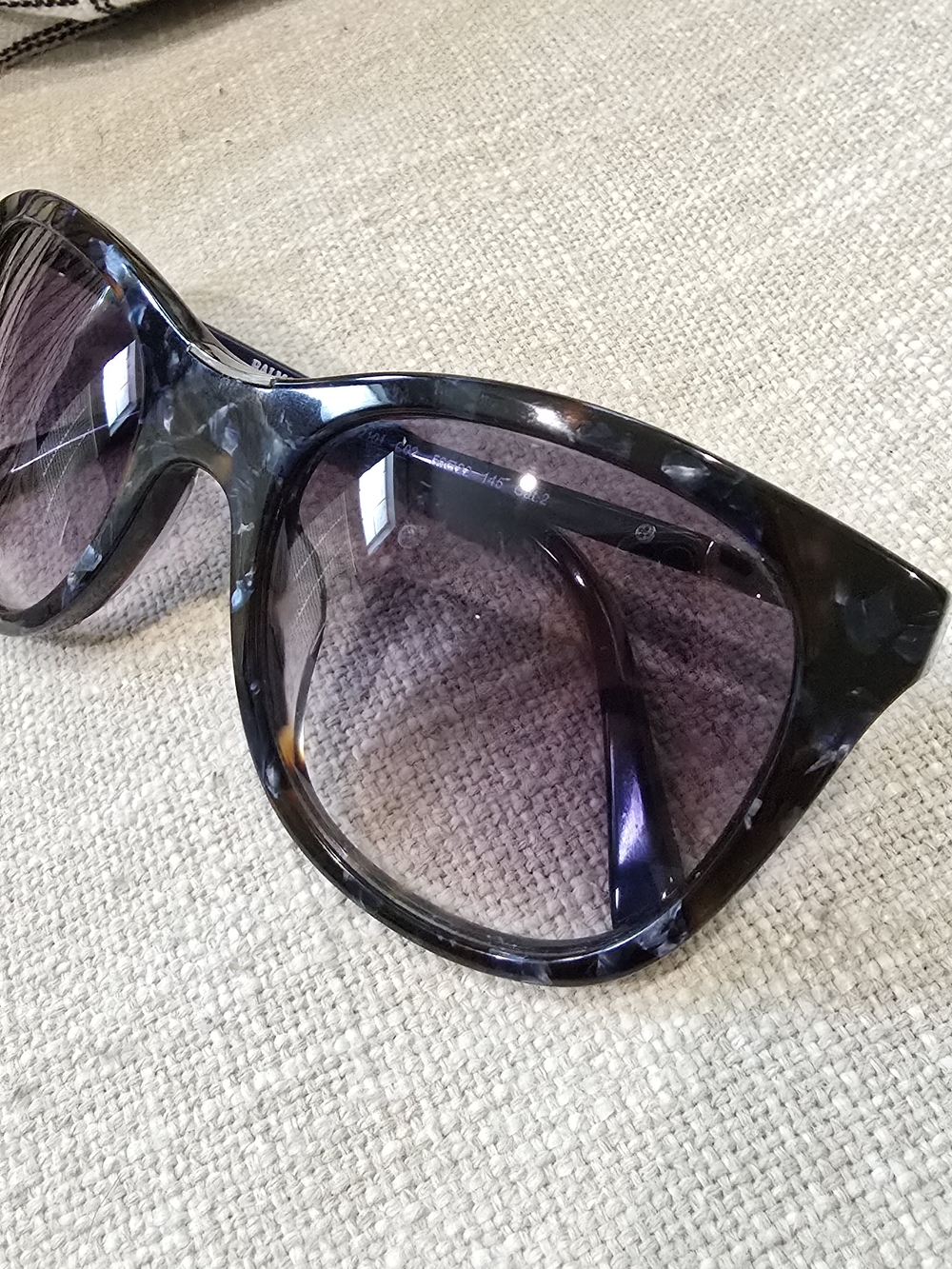 ✨Balmain Tortoiseshell Cat-Eye Sunglasses with Gradient Lenses , Excellent - Picture 11 of 11